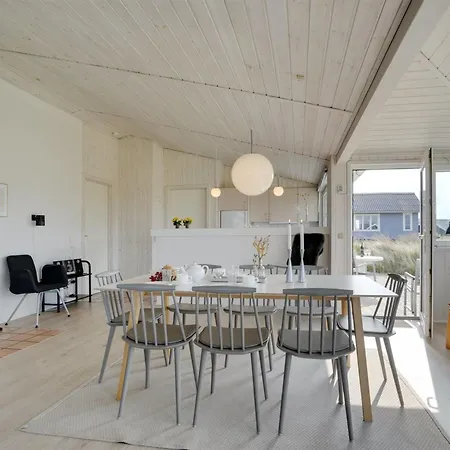 Nyssa - 350m From The Sea By Interhome * Lakolk